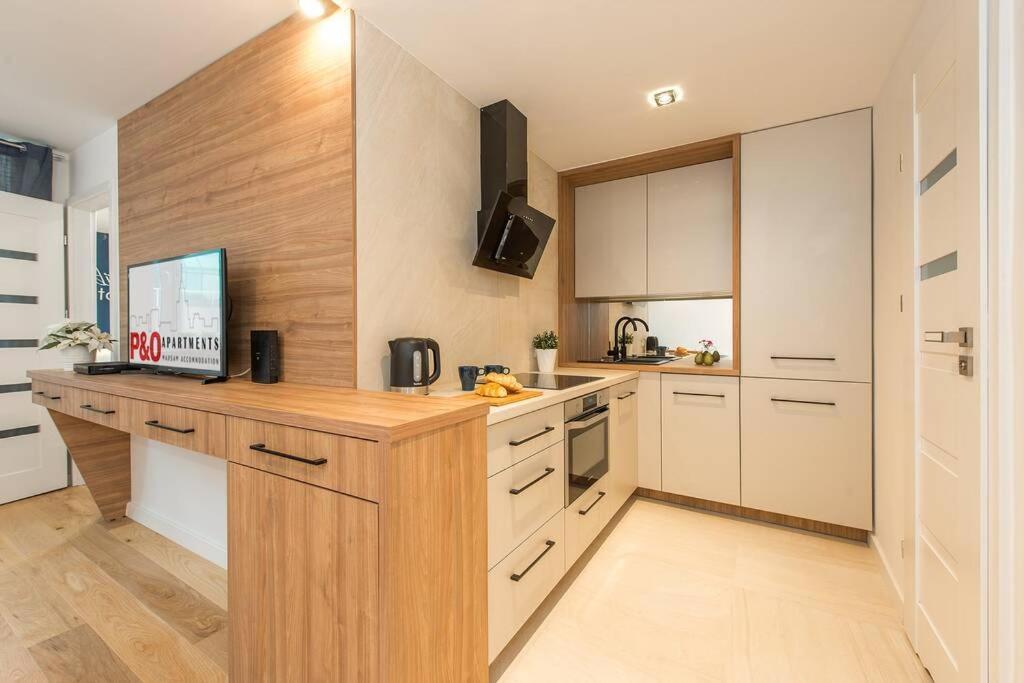 Rondo Onz P&O Serviced Apartments Варшава Екстер'єр фото